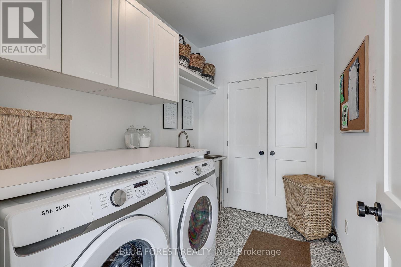 6320 Brash Drive, London South, Ontario  N6P 0H2 - Photo 32 - X12881116