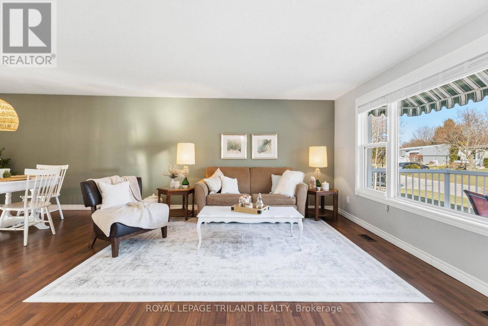 313 Pinetree Lane, South Huron, Ontario  N0M 1T0 - Photo 12 - X12881146