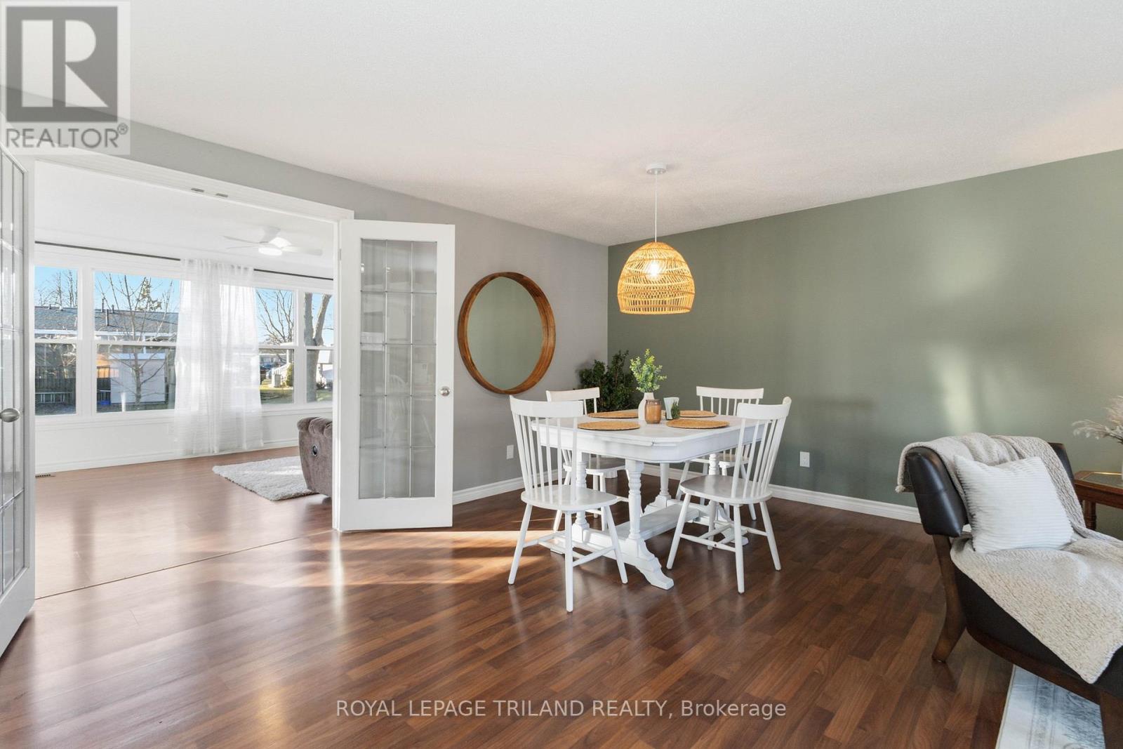 313 Pinetree Lane, South Huron, Ontario  N0M 1T0 - Photo 14 - X12881146