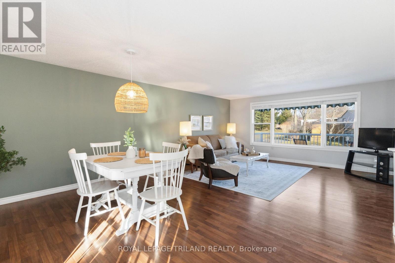 313 Pinetree Lane, South Huron, Ontario  N0M 1T0 - Photo 16 - X12881146