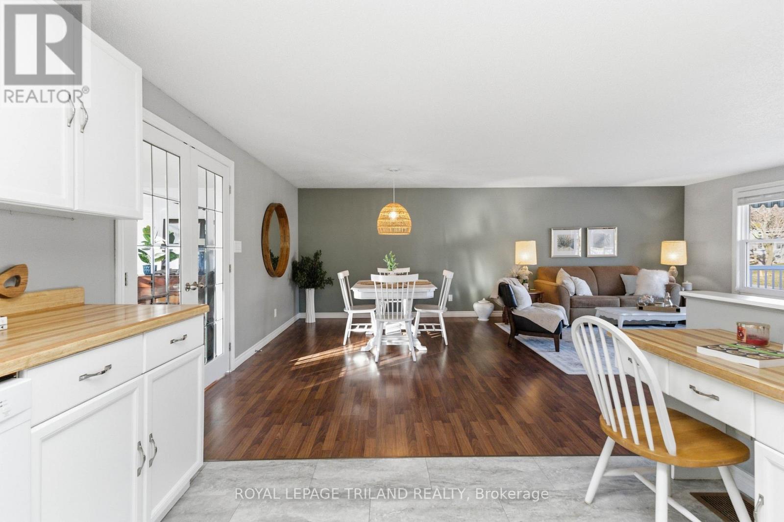 313 Pinetree Lane, South Huron, Ontario  N0M 1T0 - Photo 23 - X12881146