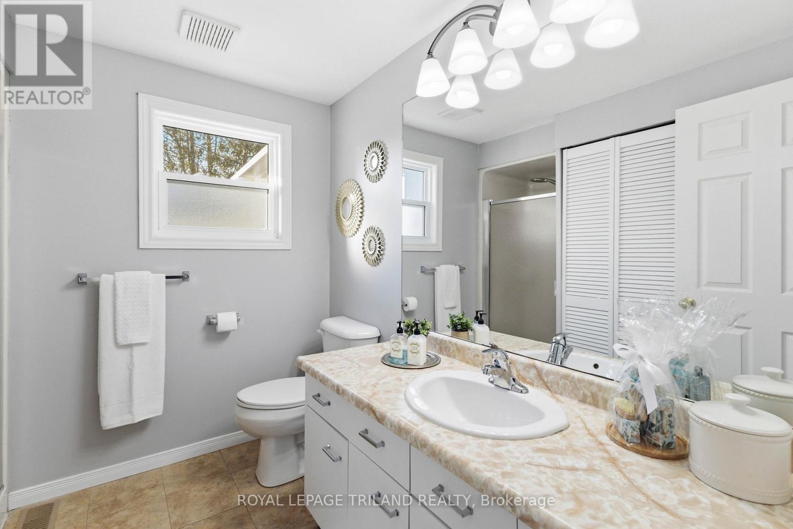 313 Pinetree Lane, South Huron, Ontario  N0M 1T0 - Photo 34 - X12881146