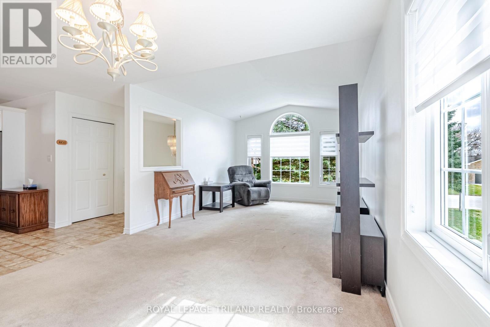 14 Amber Drive, Thames Centre, Ontario  N0L 1G1 - Photo 19 - X12881182