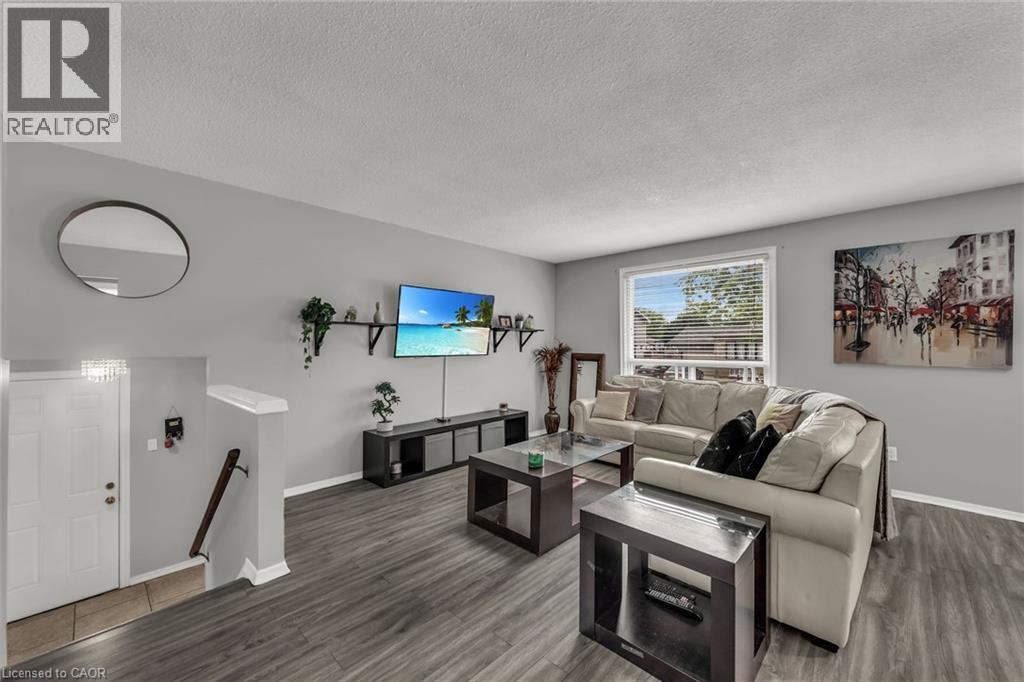 22 John Murray Street, Stoney Creek, Ontario  L8J 1C4 - Photo 6 - 40812095