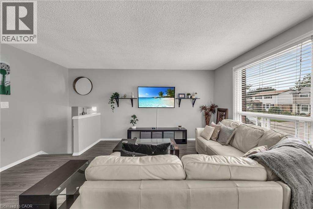 22 John Murray Street, Stoney Creek, Ontario  L8J 1C4 - Photo 7 - 40812095