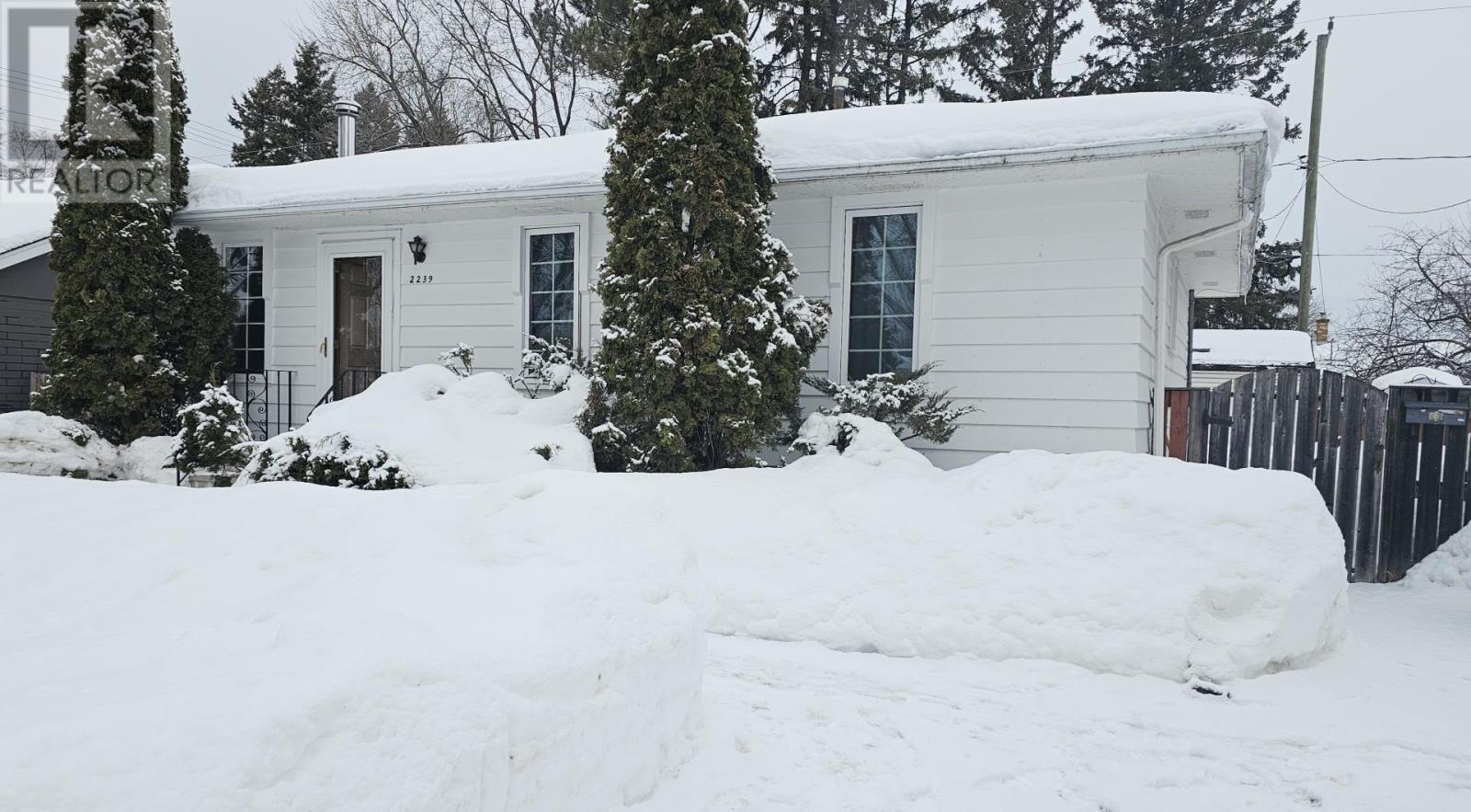 2239 Rankin ST, Thunder Bay, Ontario