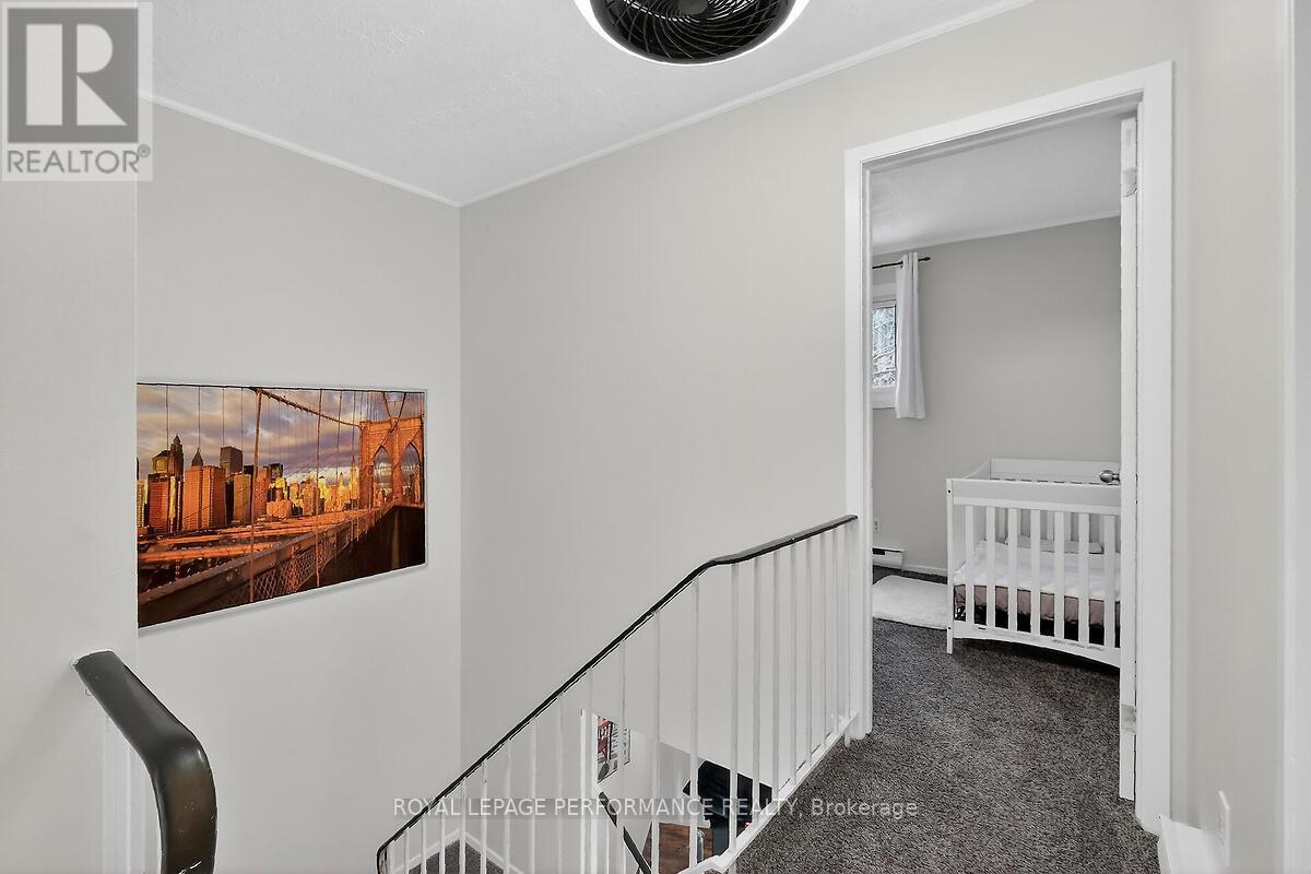 42 Compata Way, Ottawa, Ontario  K1B 4W9 - Photo 19 - X12881084