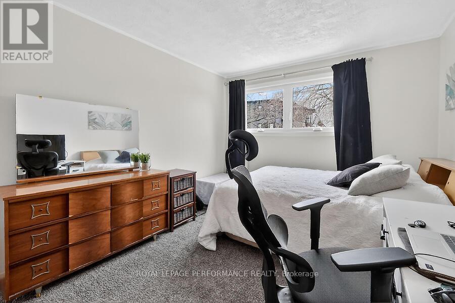 42 Compata Way, Ottawa, Ontario  K1B 4W9 - Photo 24 - X12881084