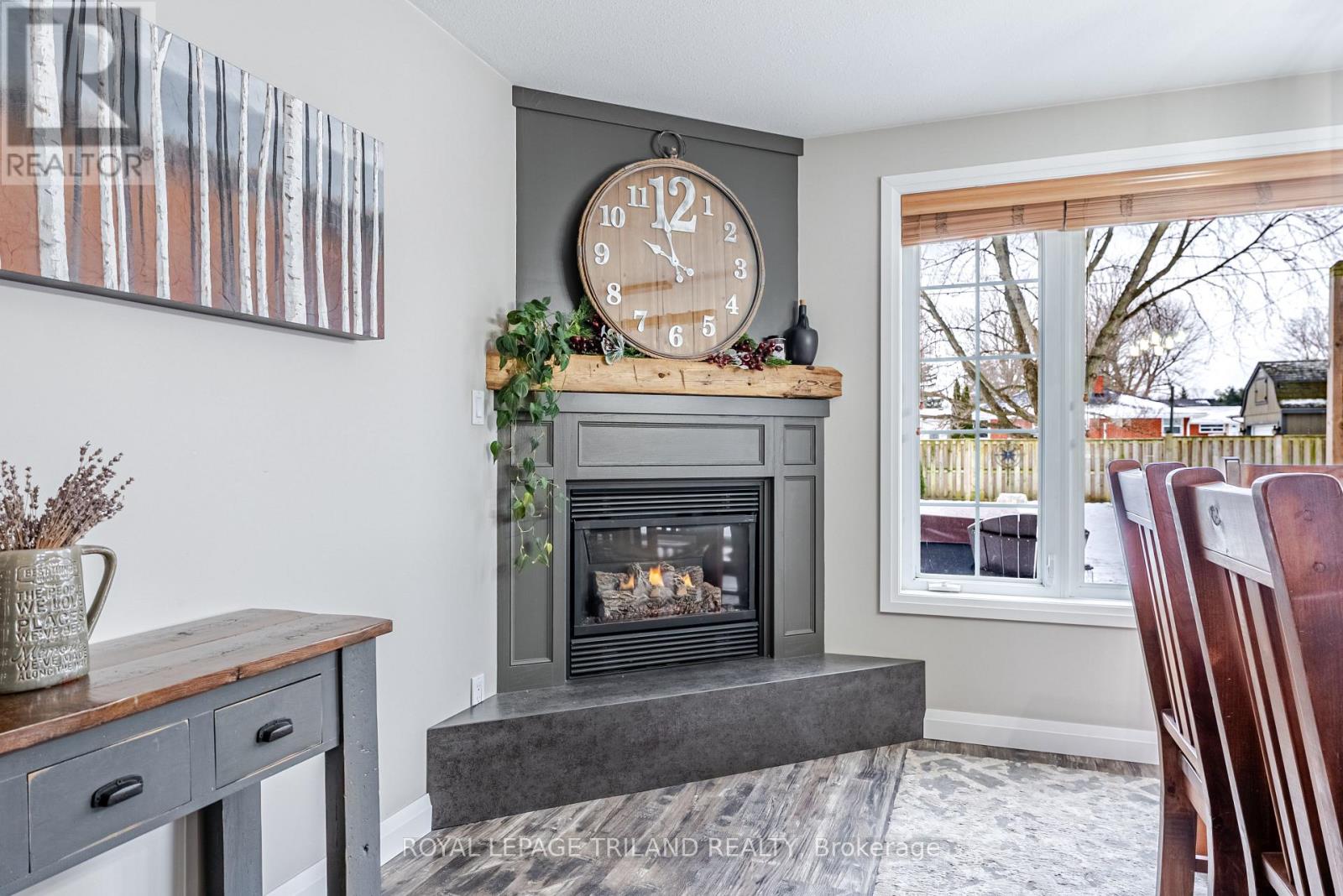 231 Thames Crescent, Thames Centre, Ontario  N0L 1G0 - Photo 18 - X12710854