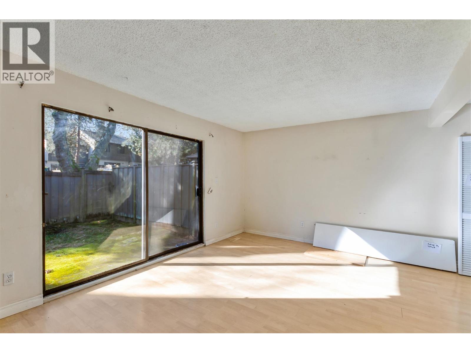 80 2905 Norman Avenue, Coquitlam, British Columbia  V3C 2M6 - Photo 5 - R3099524