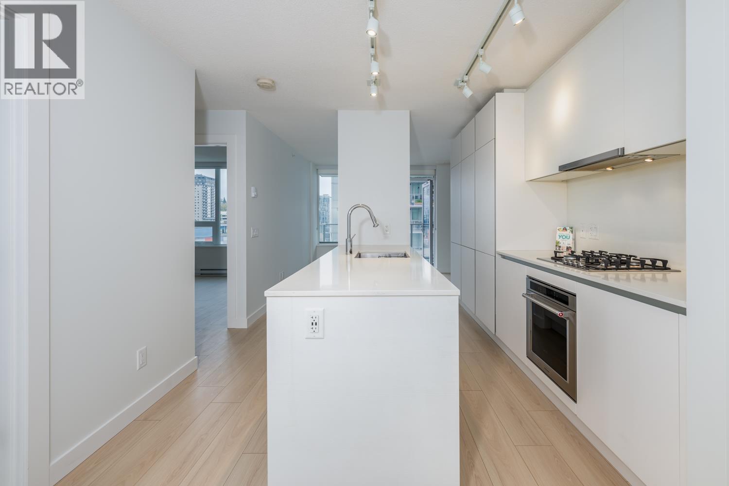 1005 988 Quayside Drive, New Westminster, British Columbia  V3M 0L5 - Photo 10 - R3099528