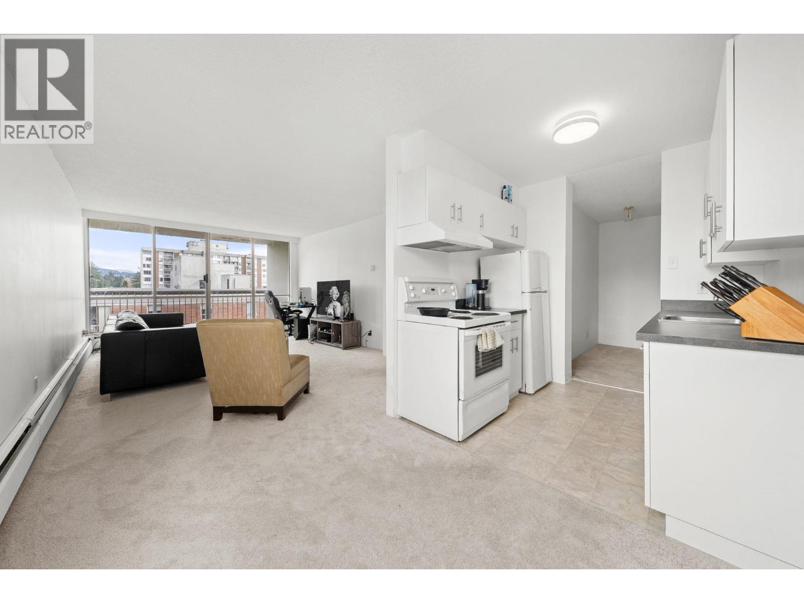 1404 2016 Fullerton Avenue, North Vancouver, British Columbia  V7P 3E6 - Photo 8 - R3099534