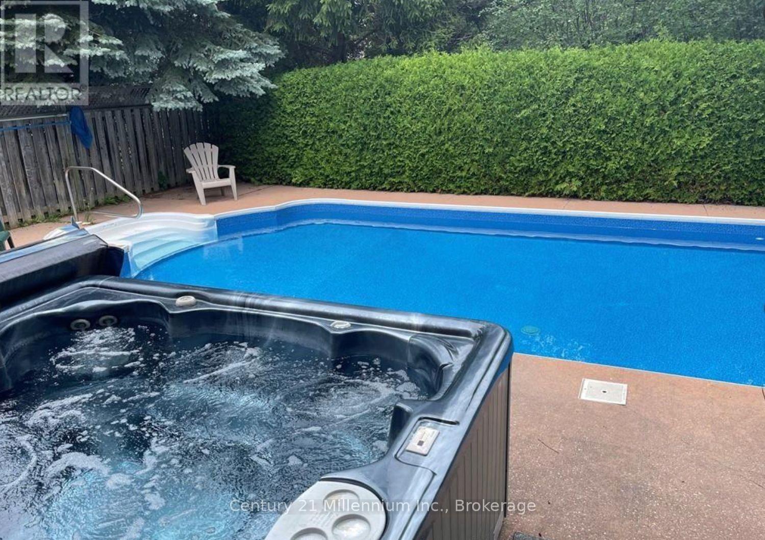 102 Liisa's Lane, Blue Mountains, Ontario  L9Y 3Z2 - Photo 3 - X12881190