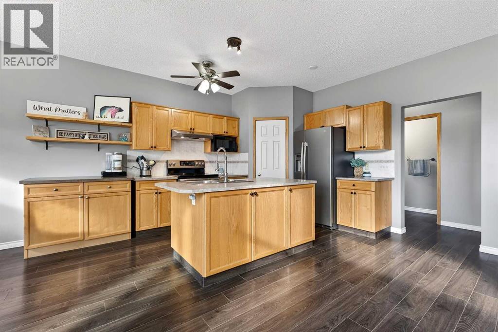 1153 Prestwick Circle Se, Calgary, Alberta  T2Z 3L3 - Photo 11 - A2287998