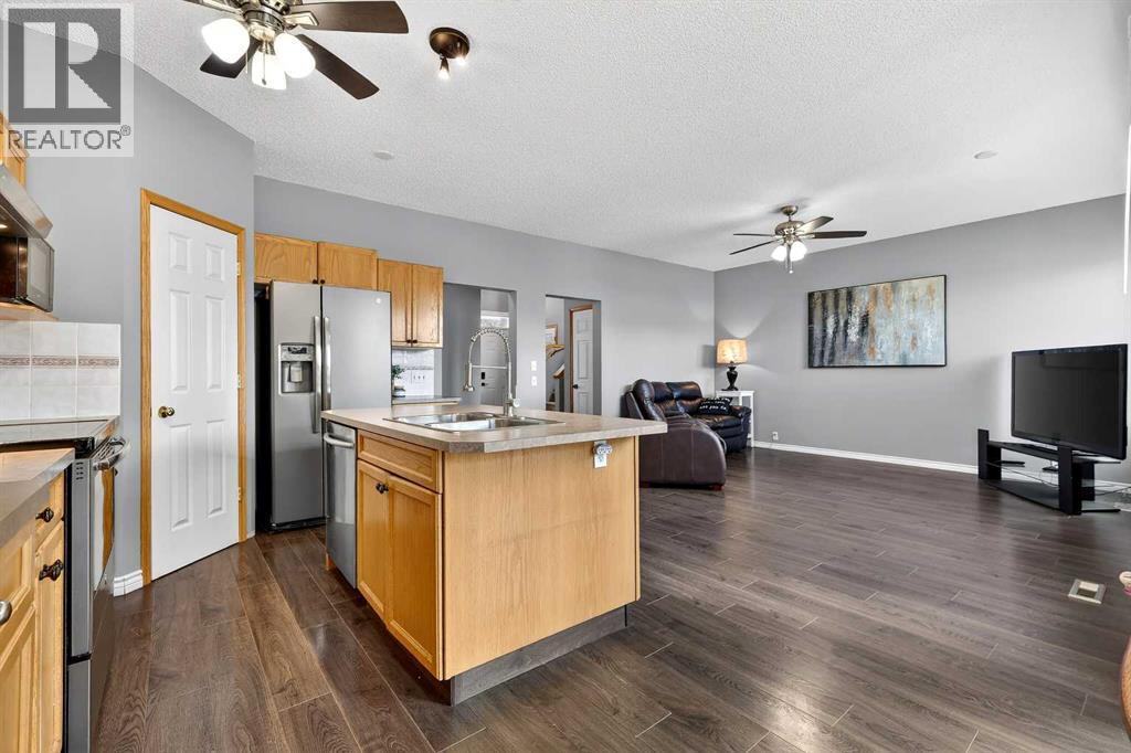 1153 Prestwick Circle Se, Calgary, Alberta  T2Z 3L3 - Photo 15 - A2287998