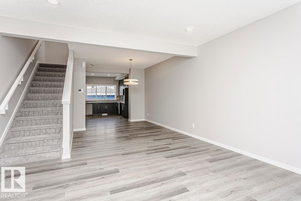 414 26 St Sw, Edmonton, Alberta  T6X 3J1 - Photo 3 - E4477383