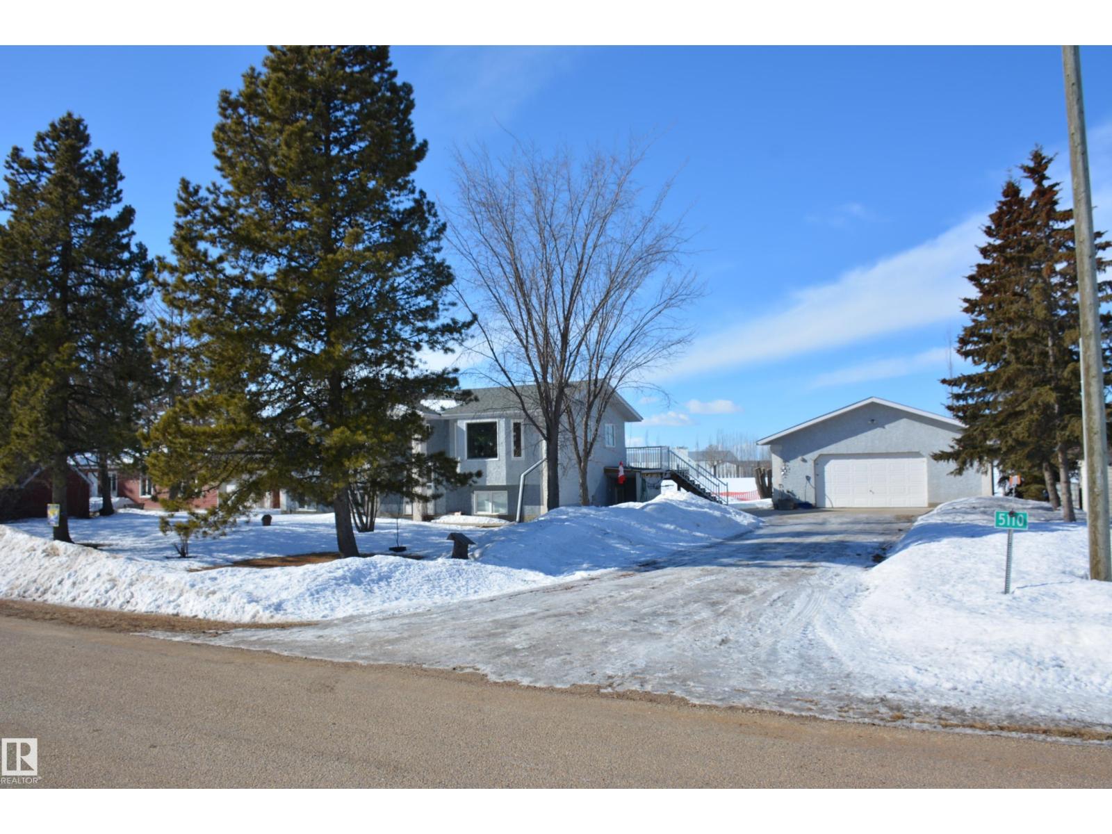 5110 50 St, Neerlandia, Alberta  T0G 1R0 - Photo 2 - E4477384