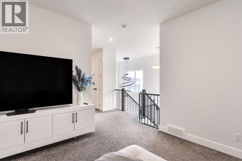 539 Savanna Landing Ne, Calgary, Alberta  T3J 2L1 - Photo 15 - A2289482
