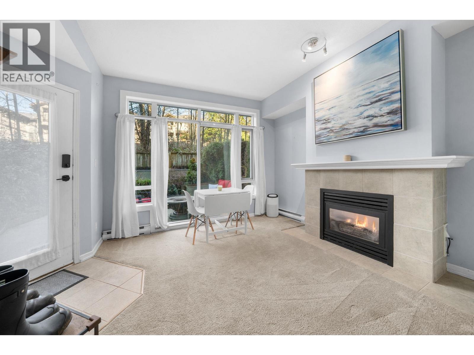 215 3600 Windcrest Drive, North Vancouver, British Columbia  V7G 2S5 - Photo 6 - R3099412