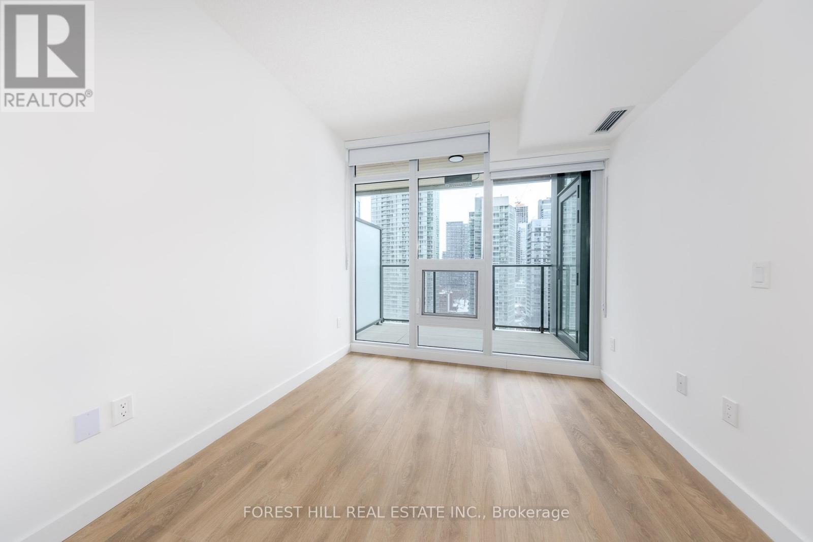 1701 - 1 Concord Cityplace Way, Toronto (Waterfront Communities), Ontario  M5V 0X3 - Photo 25 - C12881072