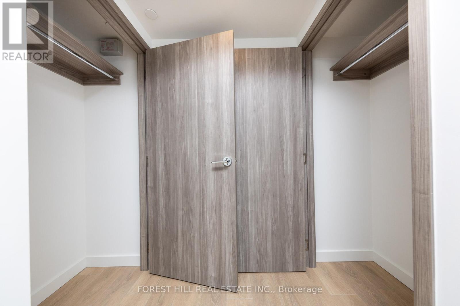 1701 - 1 Concord Cityplace Way, Toronto (Waterfront Communities), Ontario  M5V 0X3 - Photo 27 - C12881072