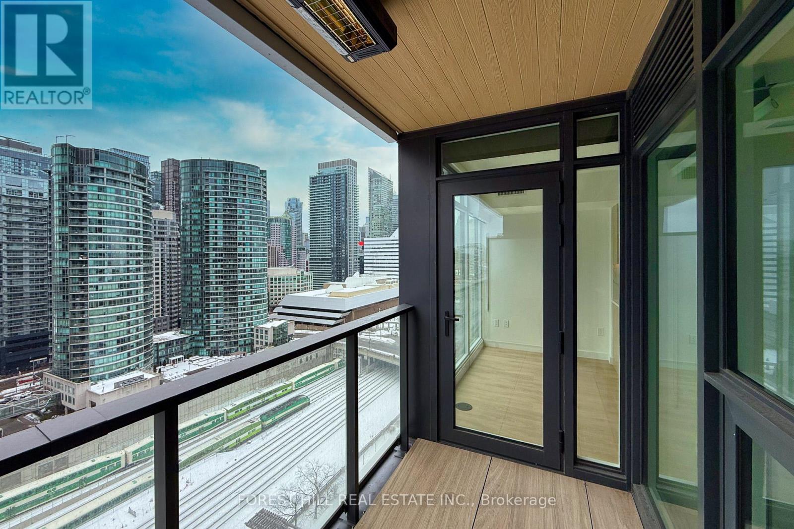 1701 - 1 Concord Cityplace Way, Toronto (Waterfront Communities), Ontario  M5V 0X3 - Photo 30 - C12881072