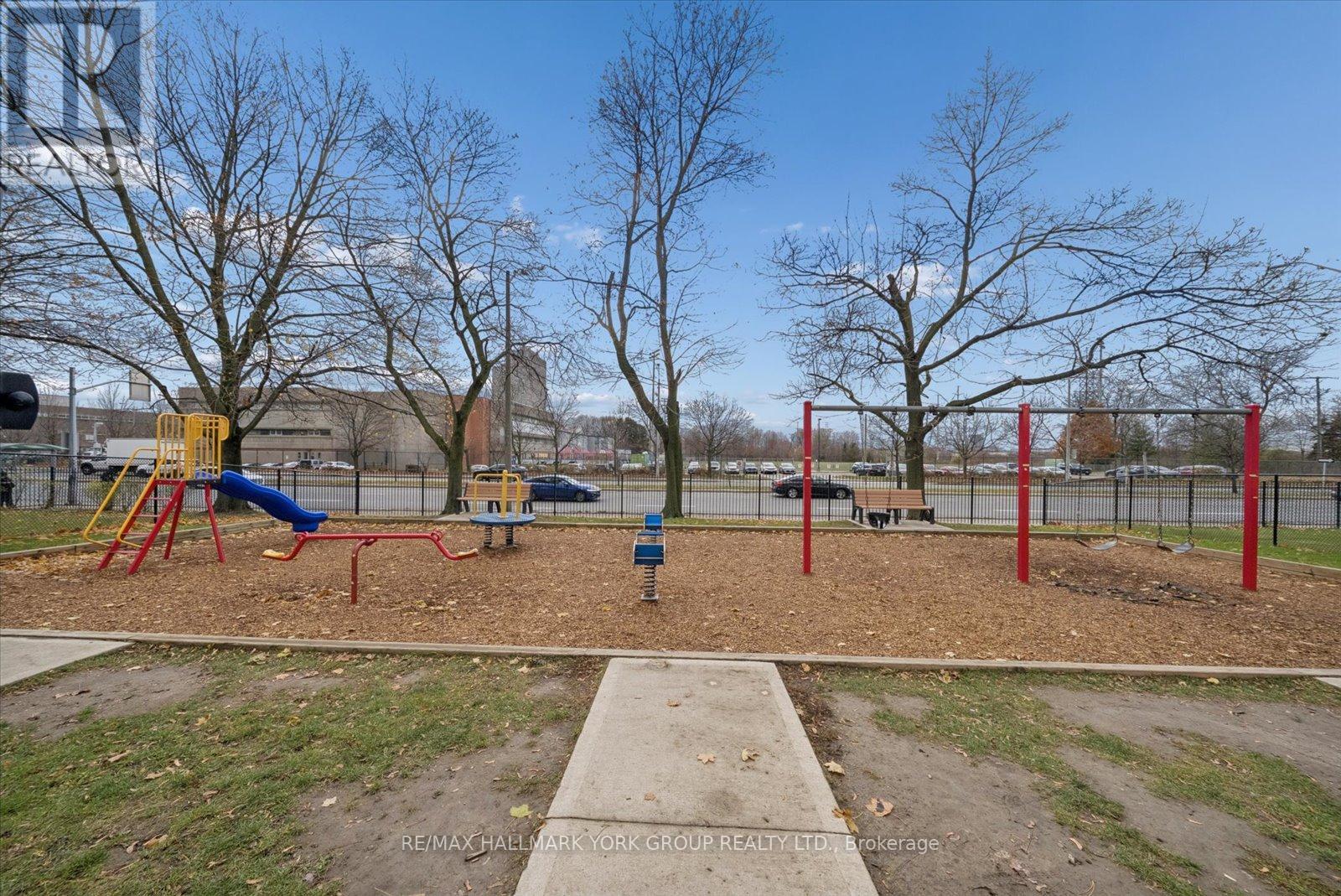 103 - 715 Don Mills Road, Toronto (Flemingdon Park), Ontario  M3C 1S4 - Photo 37 - C12881076