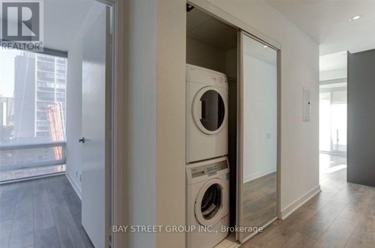 410 - 15 Grenville Street, Toronto (Bay Street Corridor), Ontario  M4Y 0B9 - Photo 12 - C12881094