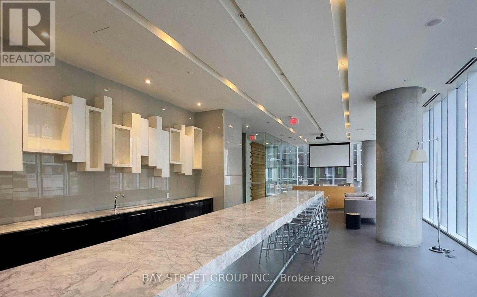 410 - 15 Grenville Street, Toronto (Bay Street Corridor), Ontario  M4Y 0B9 - Photo 15 - C12881094