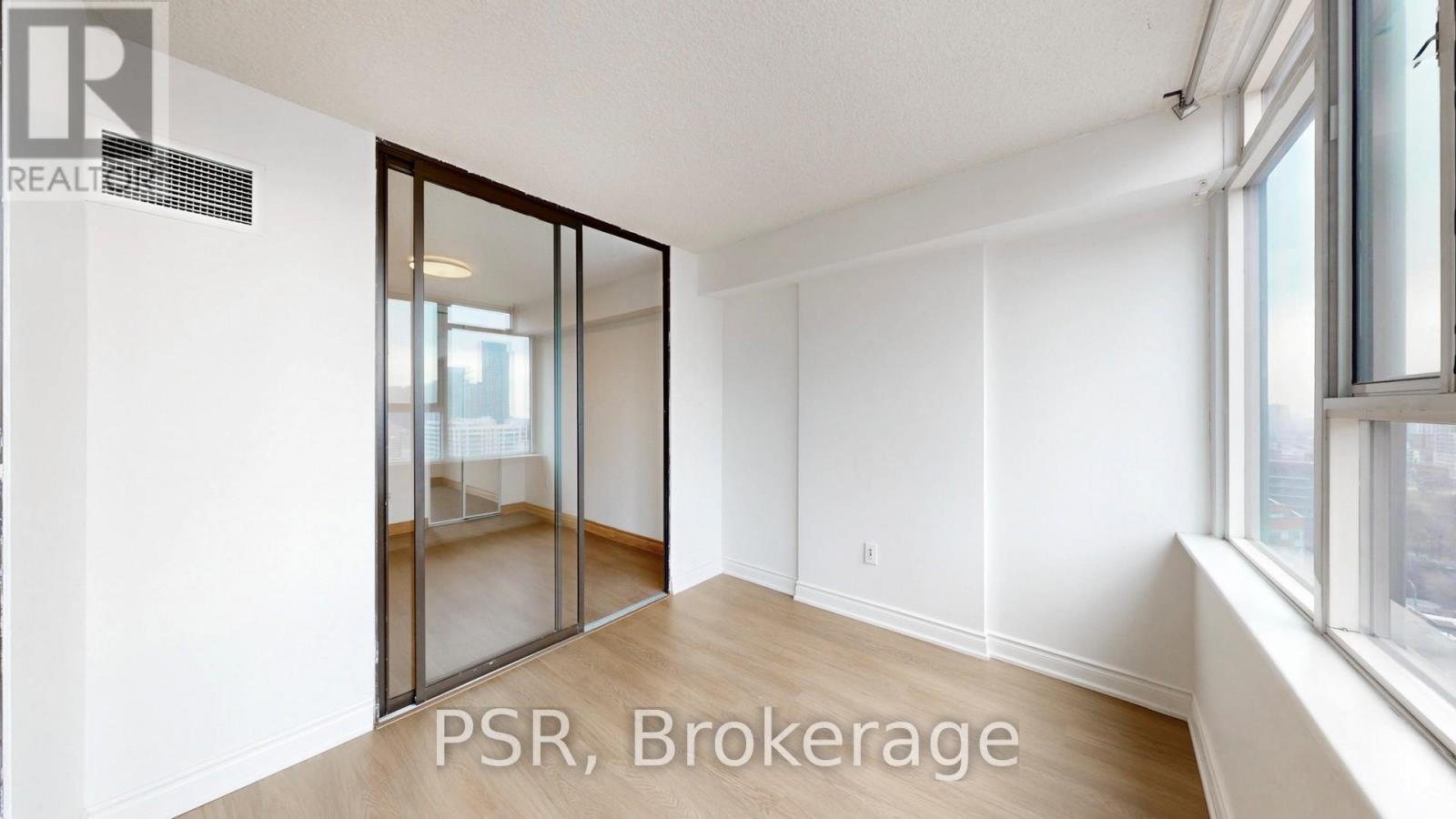 1918 - 45 Carlton Street, Toronto (Church-Yonge Corridor), Ontario  M5B 2H9 - Photo 13 - C12881174