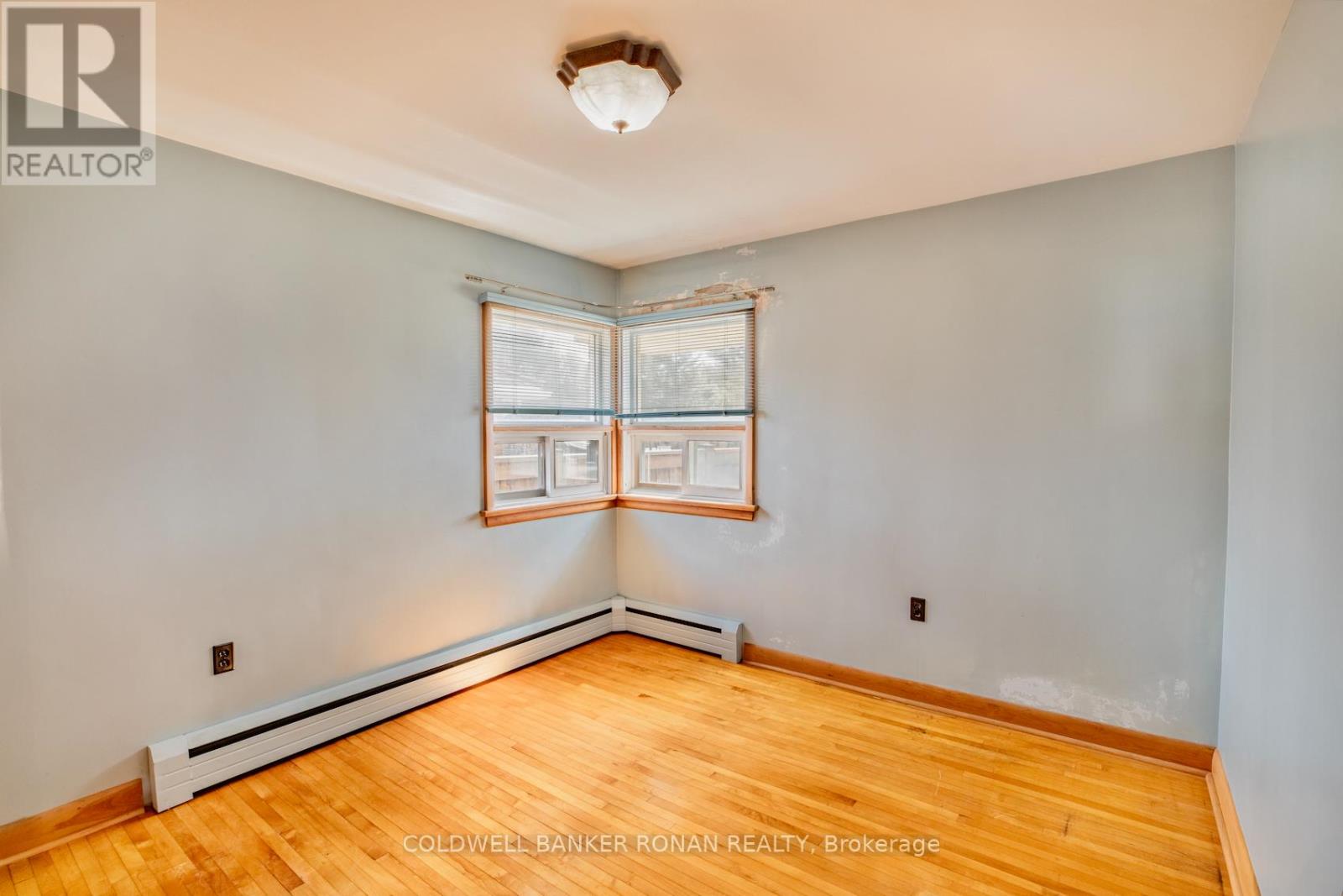 215 Albert Street W, New Tecumseth (Alliston), Ontario  L9R 1B6 - Photo 15 - N12881144