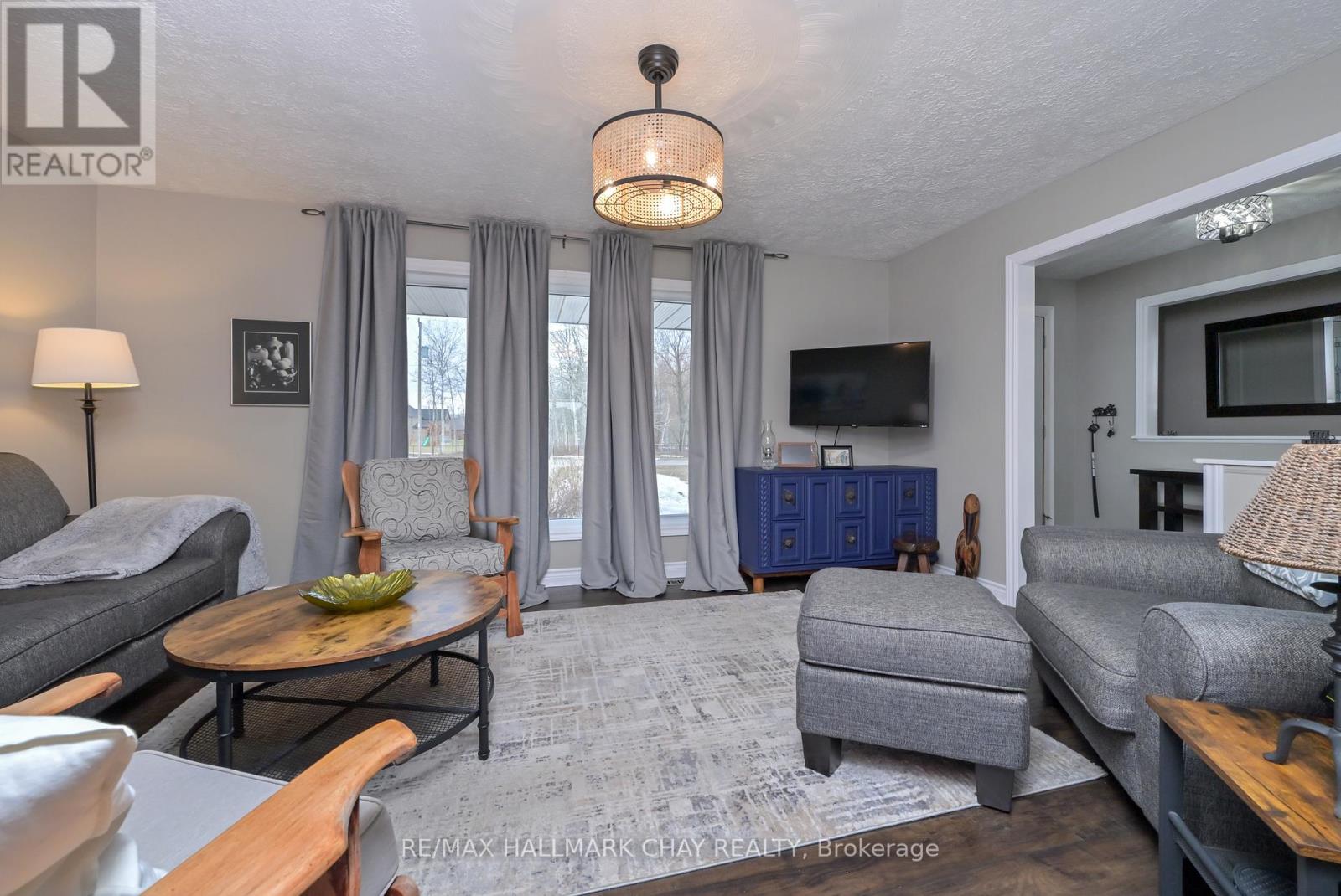 6439 20th Side Road, Essa, Ontario  L0M 1B0 - Photo 12 - N12881184