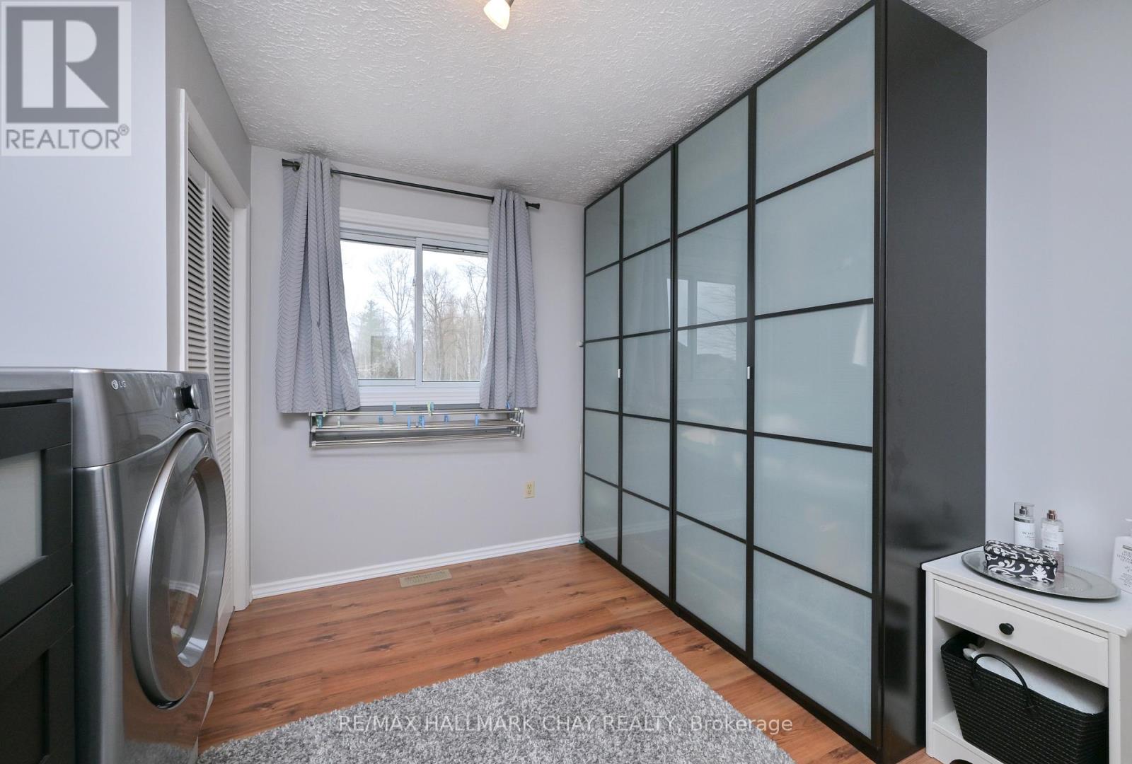 6439 20th Side Road, Essa, Ontario  L0M 1B0 - Photo 21 - N12881184