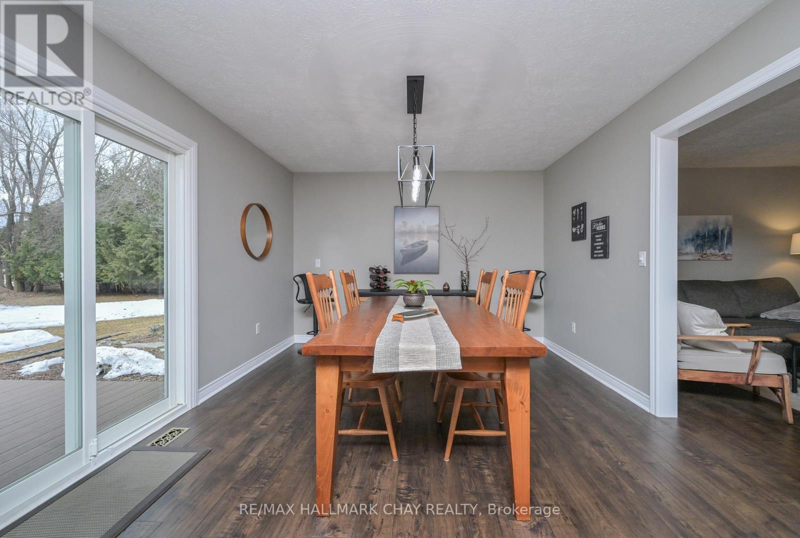 6439 20th Side Road, Essa, Ontario  L0M 1B0 - Photo 8 - N12881184