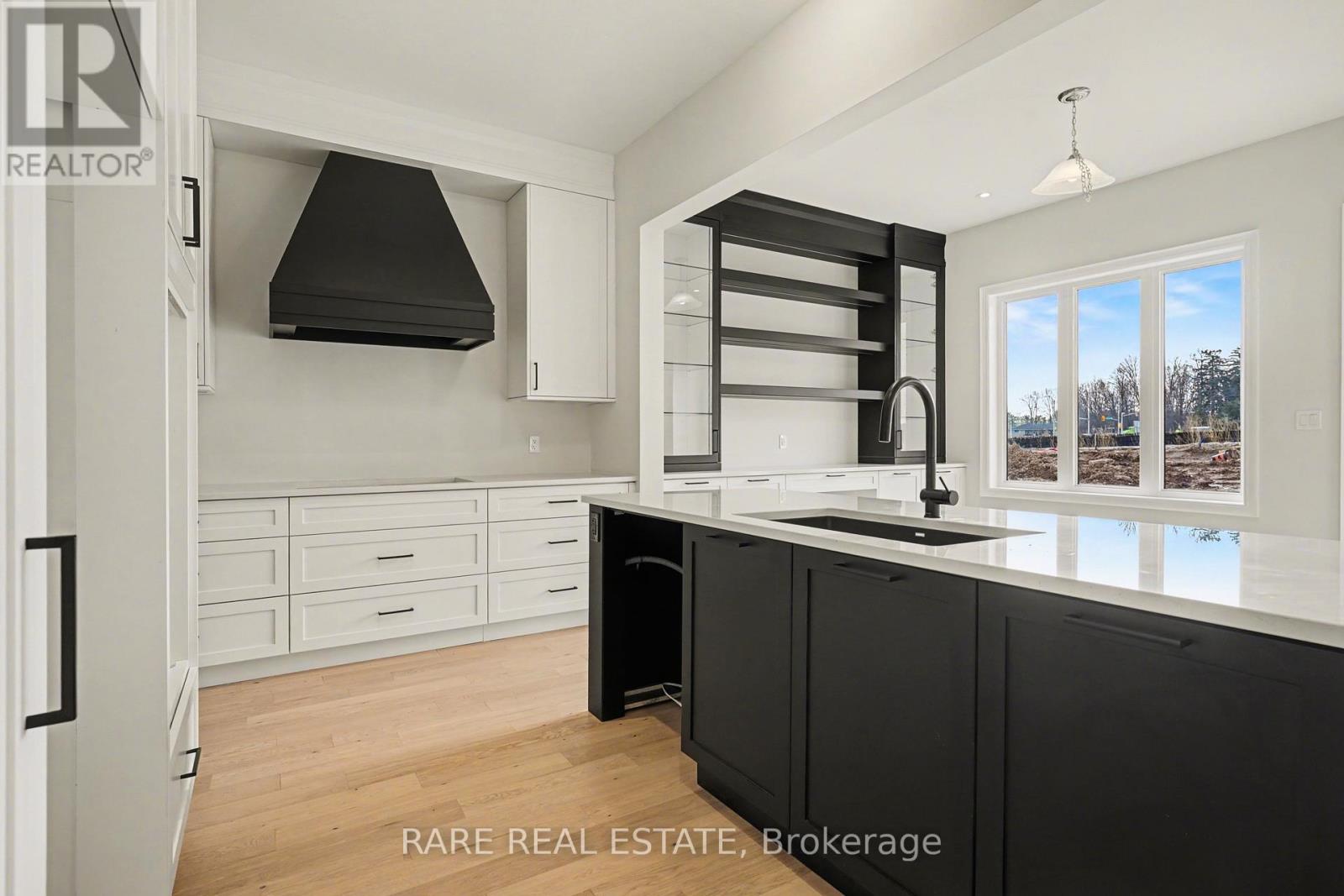 1236 Queens Plate Road W, Oakville, Ontario  L6M 5M3 - Photo 15 - W12881102