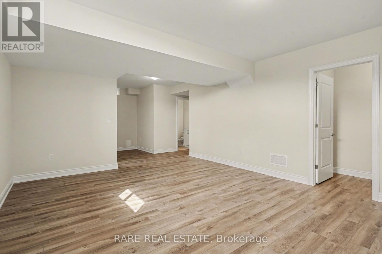 1236 Queens Plate Road W, Oakville, Ontario  L6M 5M3 - Photo 35 - W12881102