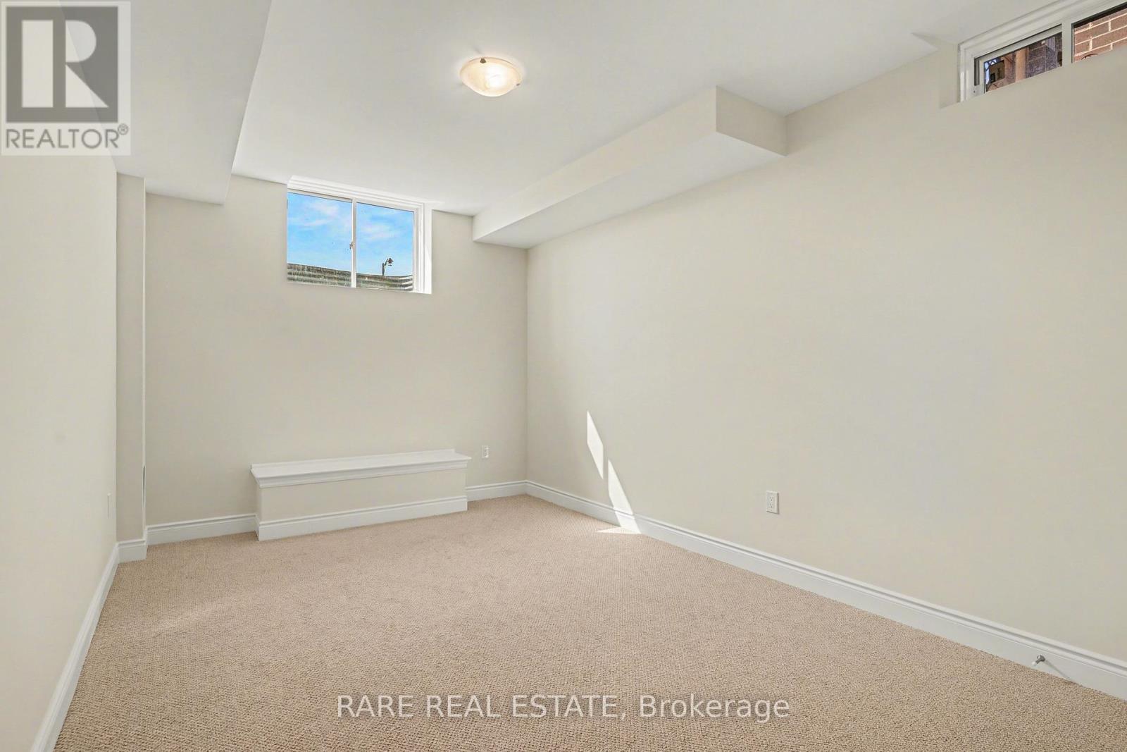 1236 Queens Plate Road W, Oakville, Ontario  L6M 5M3 - Photo 36 - W12881102