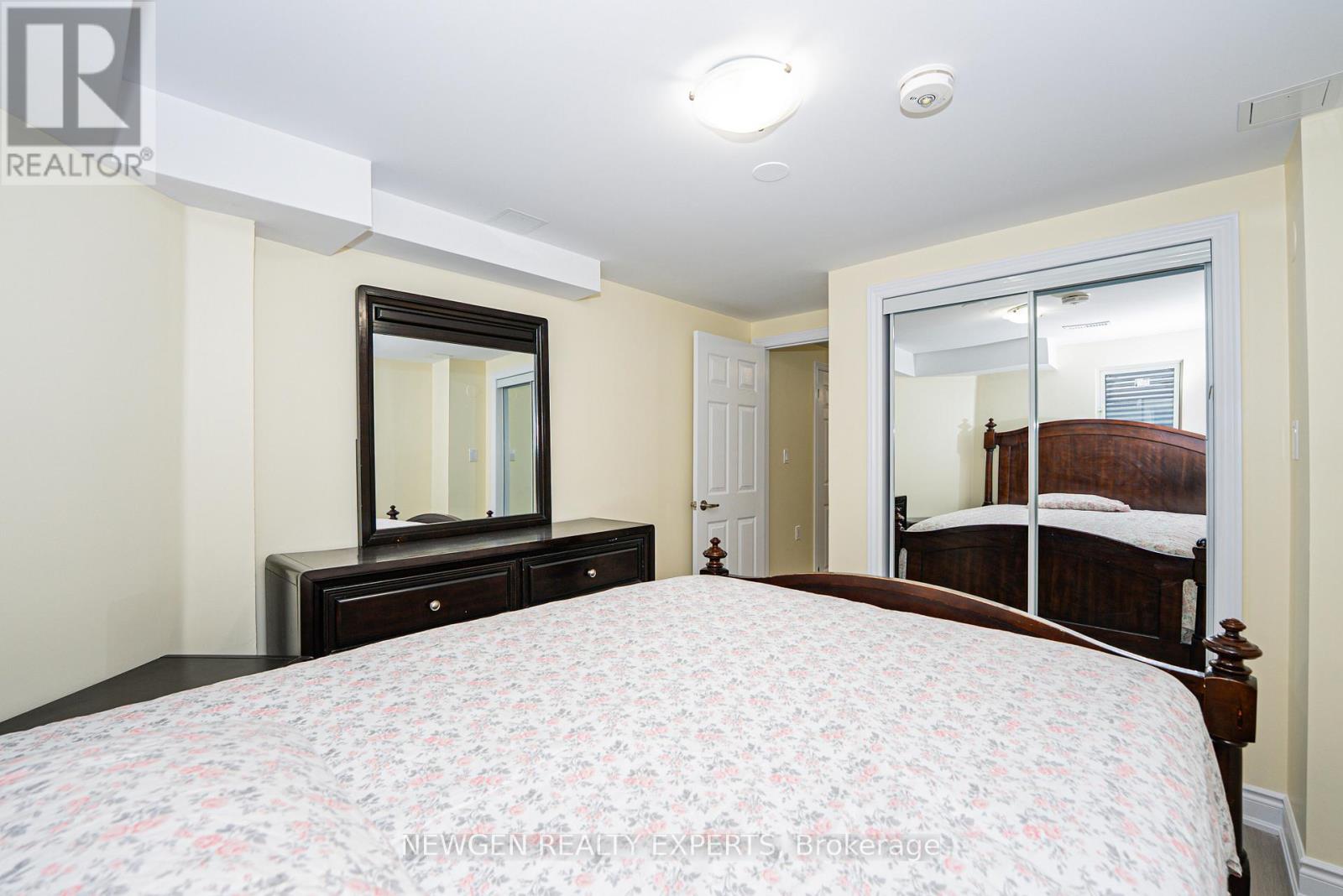 Lower - 3084 Spring Creek Crescent, Mississauga, Ontario  L5N 4R7 - Photo 15 - W12881136