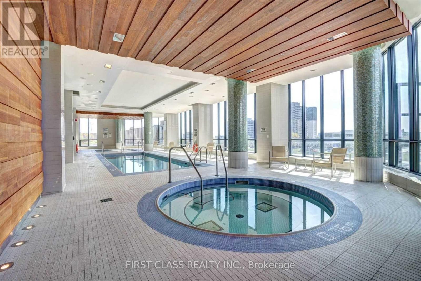 1508 - 5 Valhalla Inn Road, Toronto (Islington-City Centre West), Ontario  M9B 0B1 - Photo 10 - W12881180