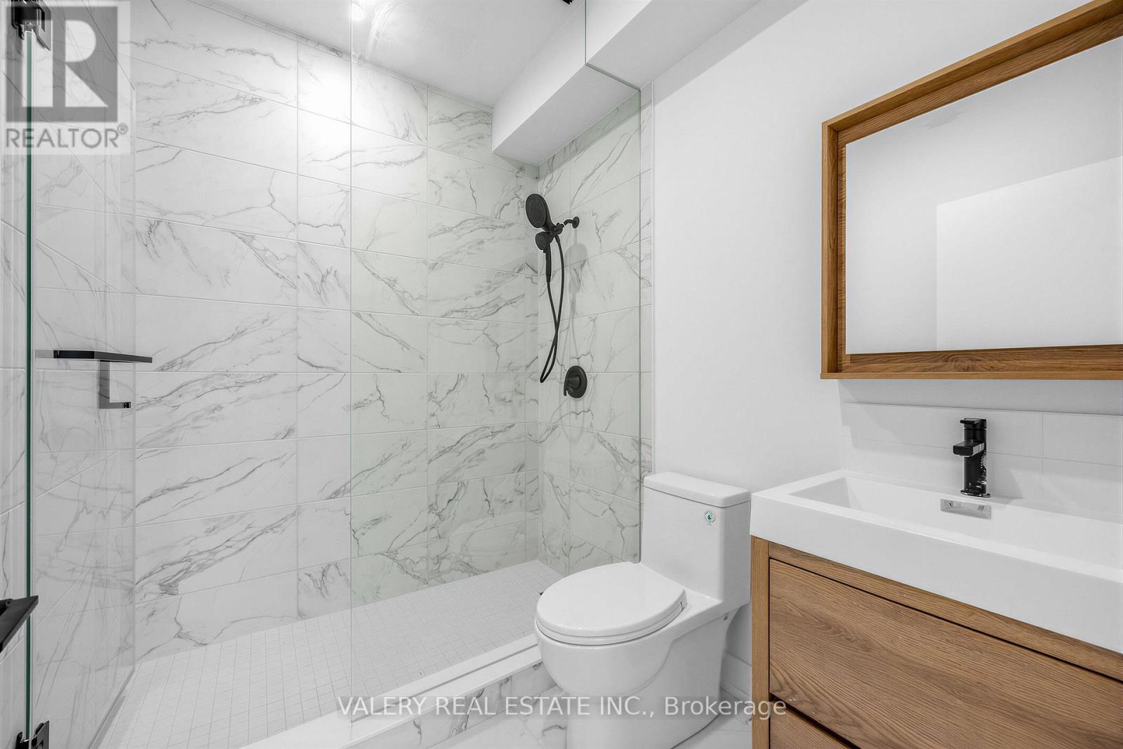 B - 1115 Islington Avenue, Toronto (Stonegate-Queensway), Ontario  M8Z 4S3 - Photo 13 - W12881194