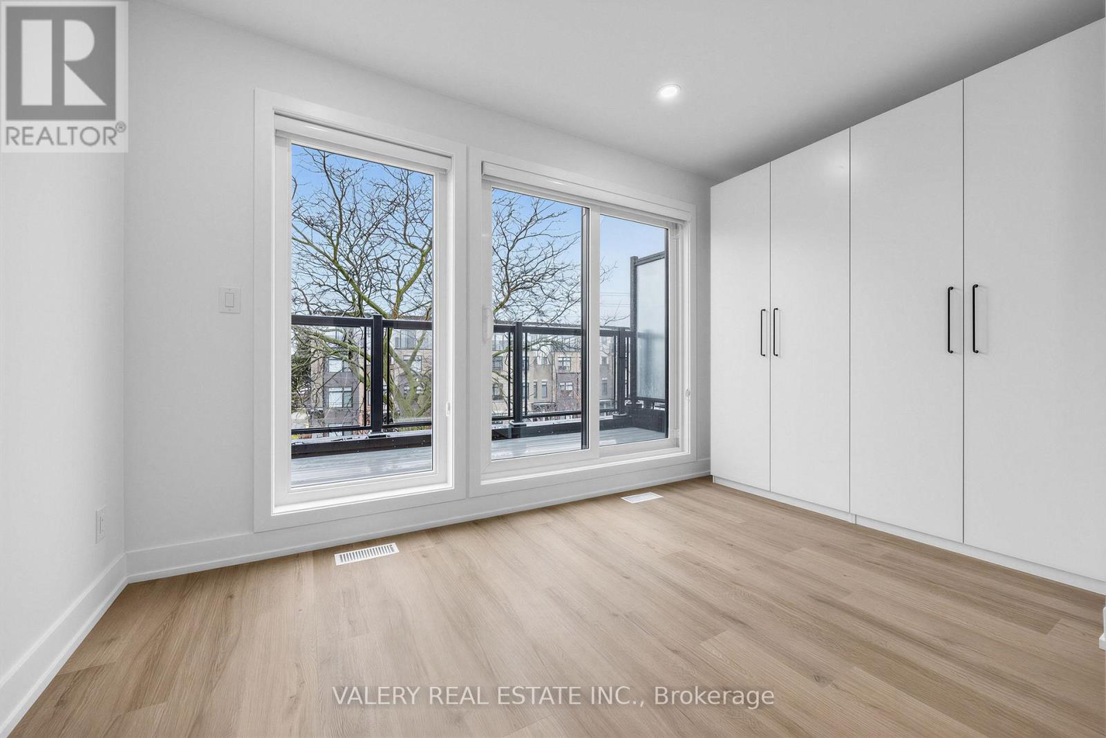 B - 1115 Islington Avenue, Toronto (Stonegate-Queensway), Ontario  M8Z 4S3 - Photo 19 - W12881194