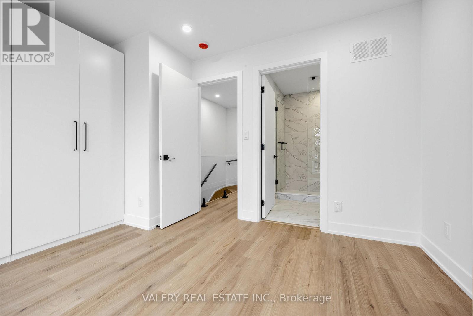 B - 1115 Islington Avenue, Toronto (Stonegate-Queensway), Ontario  M8Z 4S3 - Photo 20 - W12881194