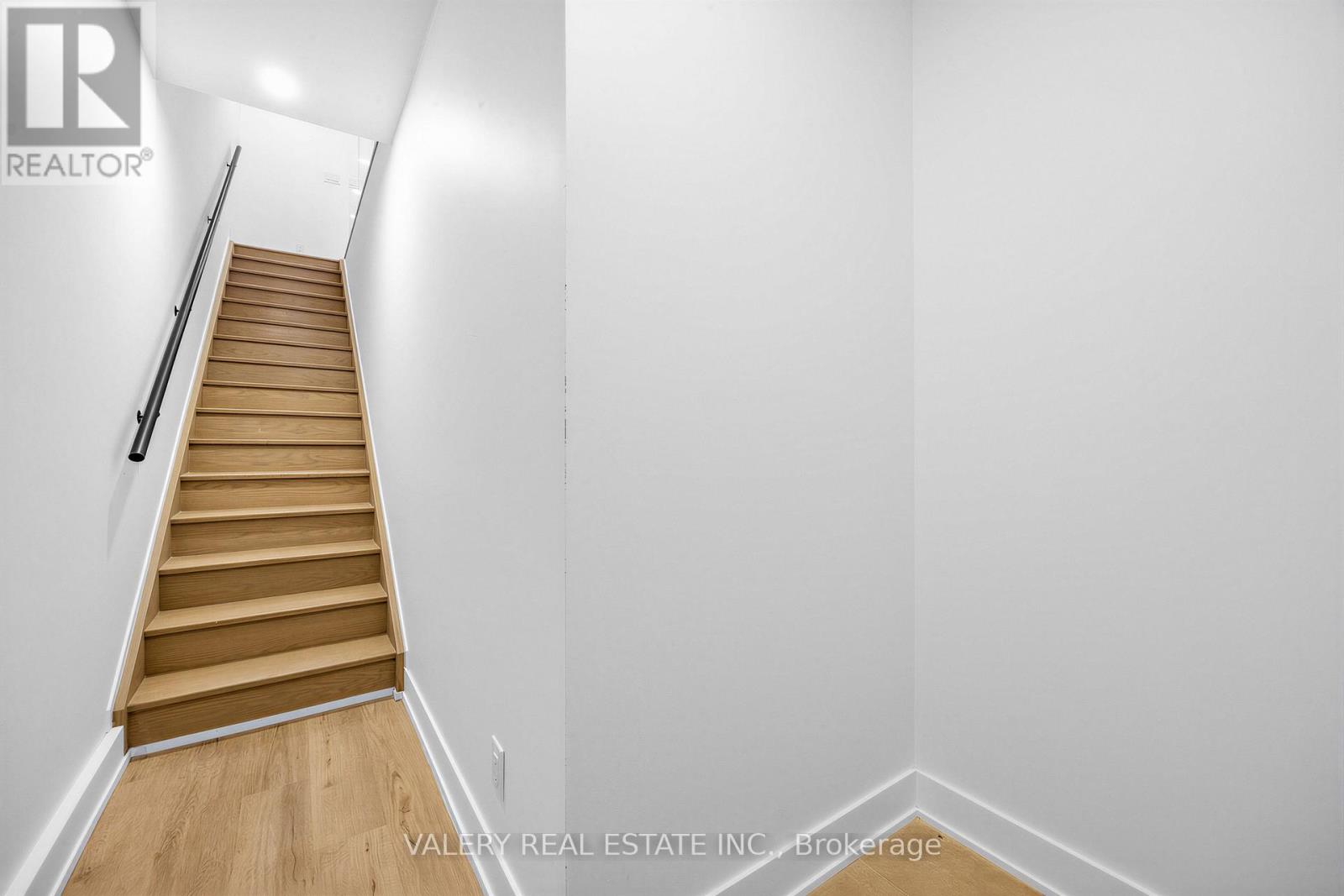 B - 1115 Islington Avenue, Toronto (Stonegate-Queensway), Ontario  M8Z 4S3 - Photo 21 - W12881194