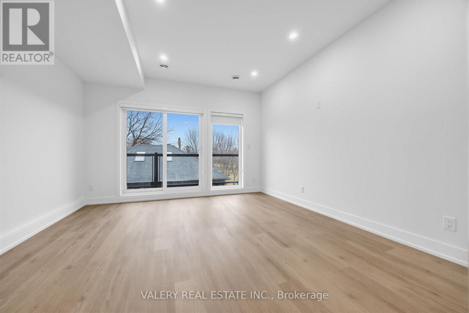 B - 1115 Islington Avenue, Toronto (Stonegate-Queensway), Ontario  M8Z 4S3 - Photo 9 - W12881194