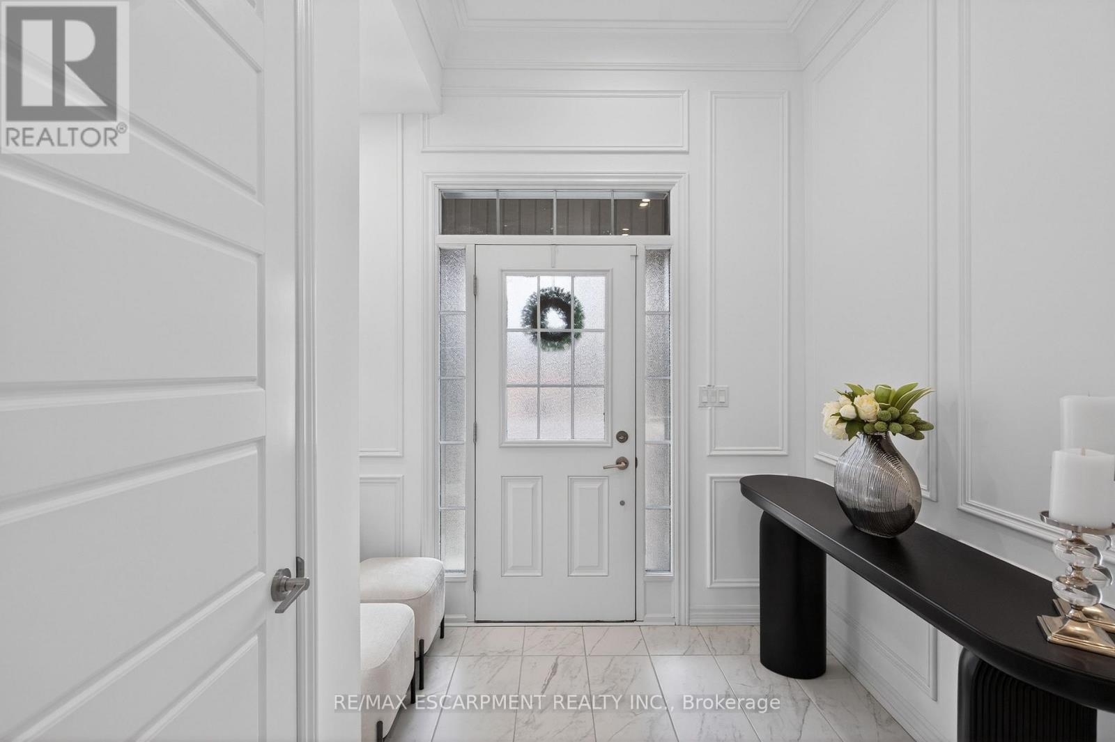 491 Celandine Terrace, Milton (Walker), Ontario  L9E 1T8 - Photo 2 - W12881198