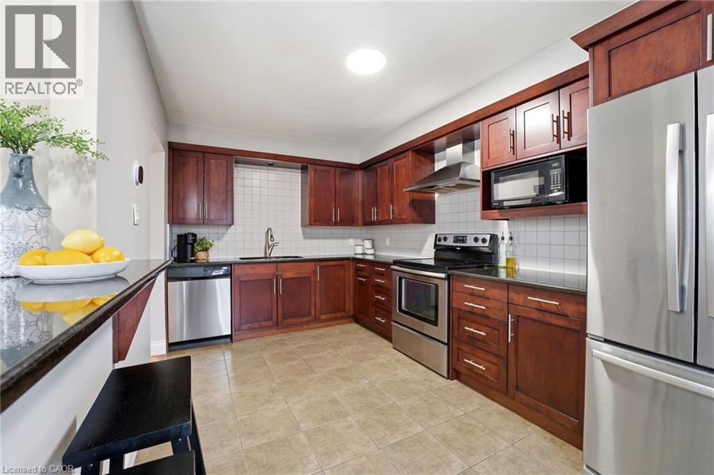 41 Ridgewood Avenue, Kitchener, Ontario  N2H 4L1 - Photo 8 - 40812125