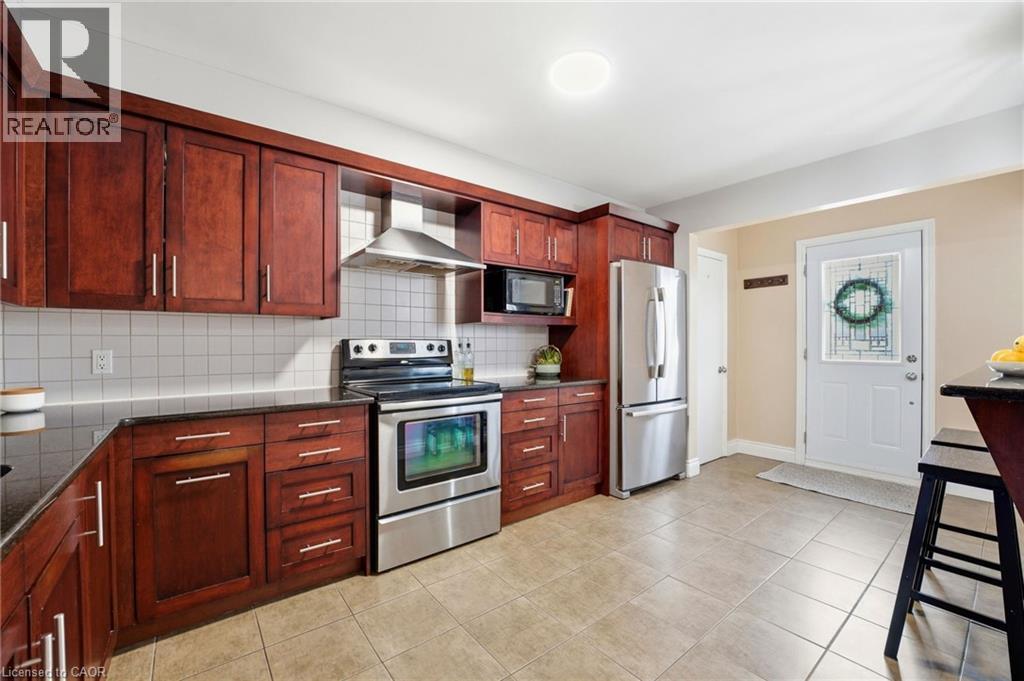 41 Ridgewood Avenue, Kitchener, Ontario  N2H 4L1 - Photo 9 - 40812125