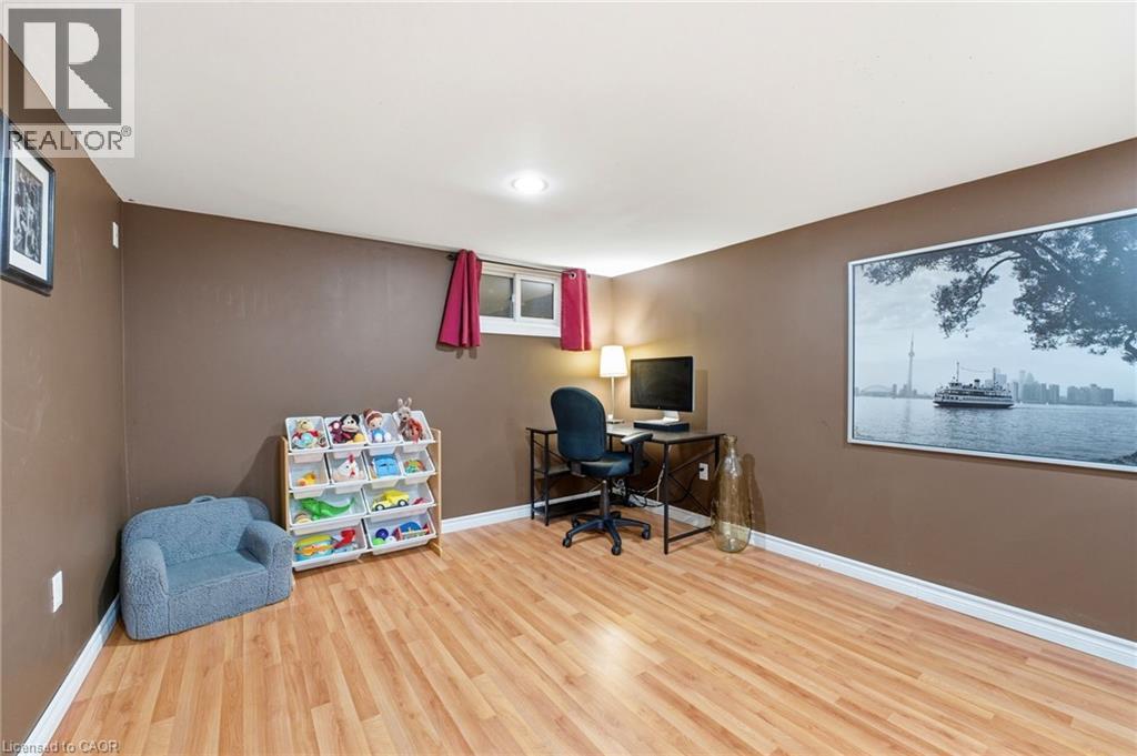 41 Ridgewood Avenue, Kitchener, Ontario  N2H 4L1 - Photo 18 - 40812125