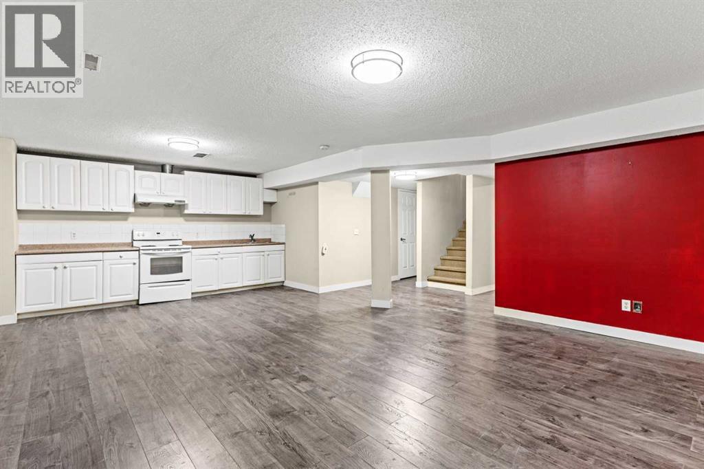 138 Saddlecrest Park Ne, Calgary, Alberta  T3J 5L5 - Photo 37 - A2290020