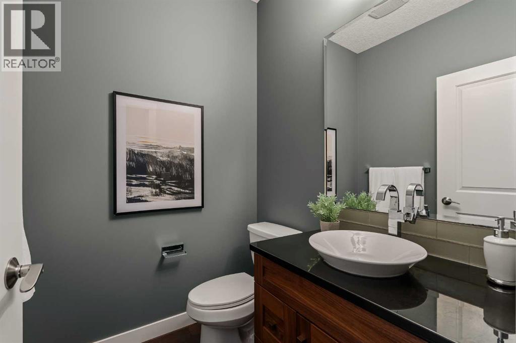 10 Aspen Summit Green Sw, Calgary, Alberta  T3H 0T6 - Photo 18 - A2292132